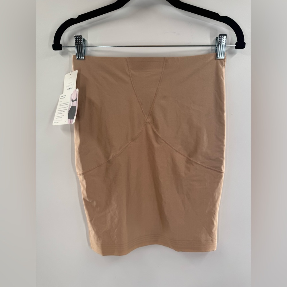 NWT Nancy Ganz Body Architect Waisted Half Slip - Picture 9 of 10